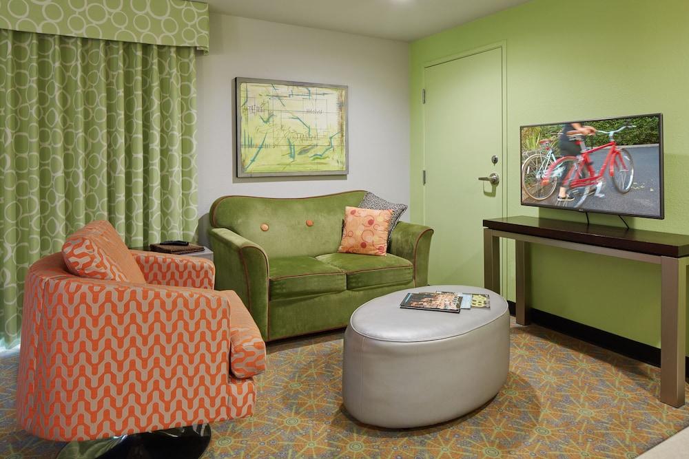 At Northrup Station 3* Portland