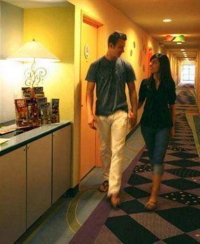 Hotel At Northrup Station 3*