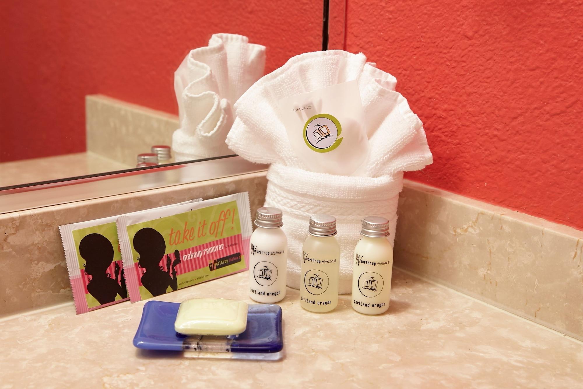 Hotel At Northrup Station 3*